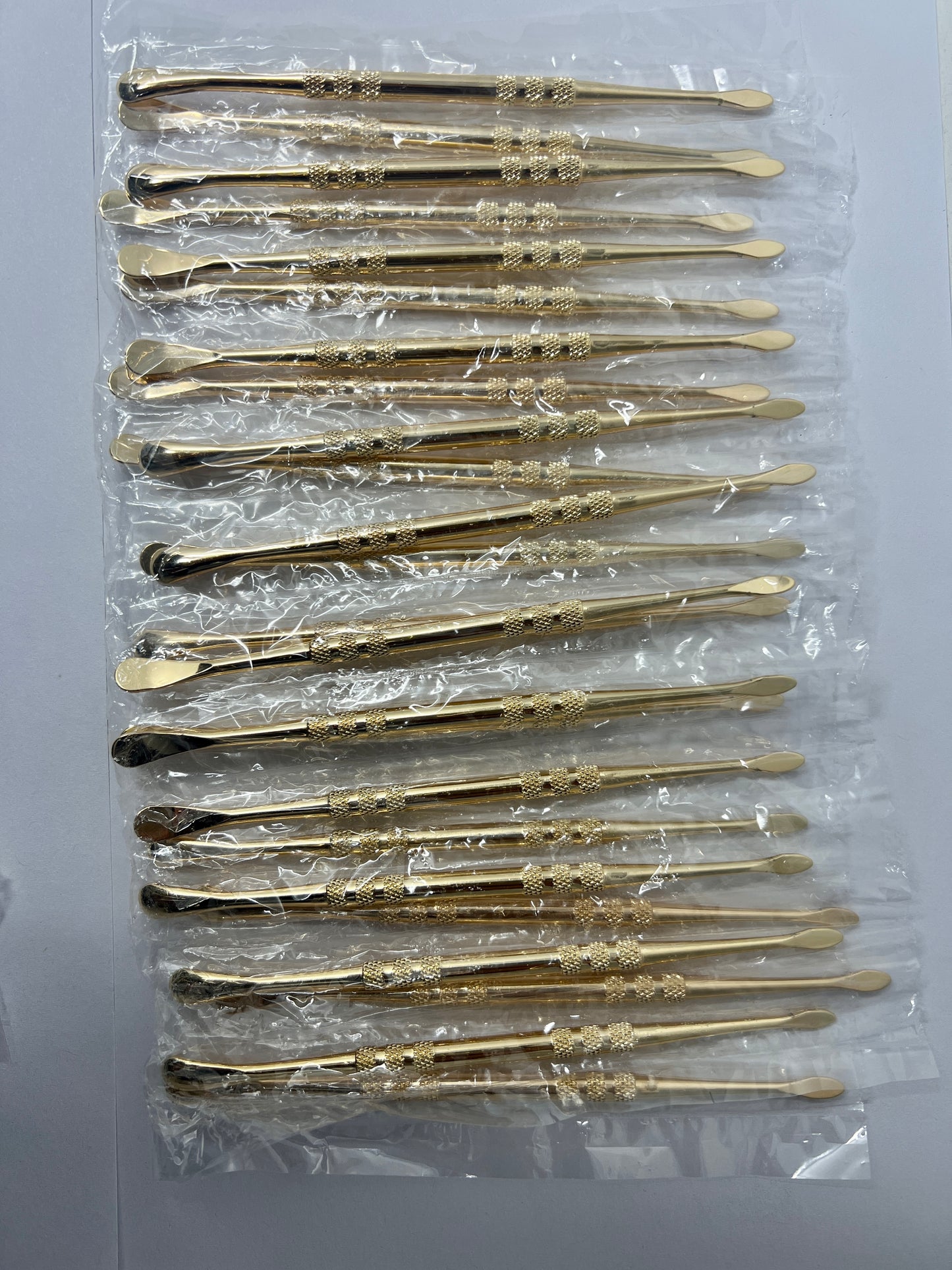 DABBERS GOLD & MULTI-COLORS 100 PC ( $1.99 EA )