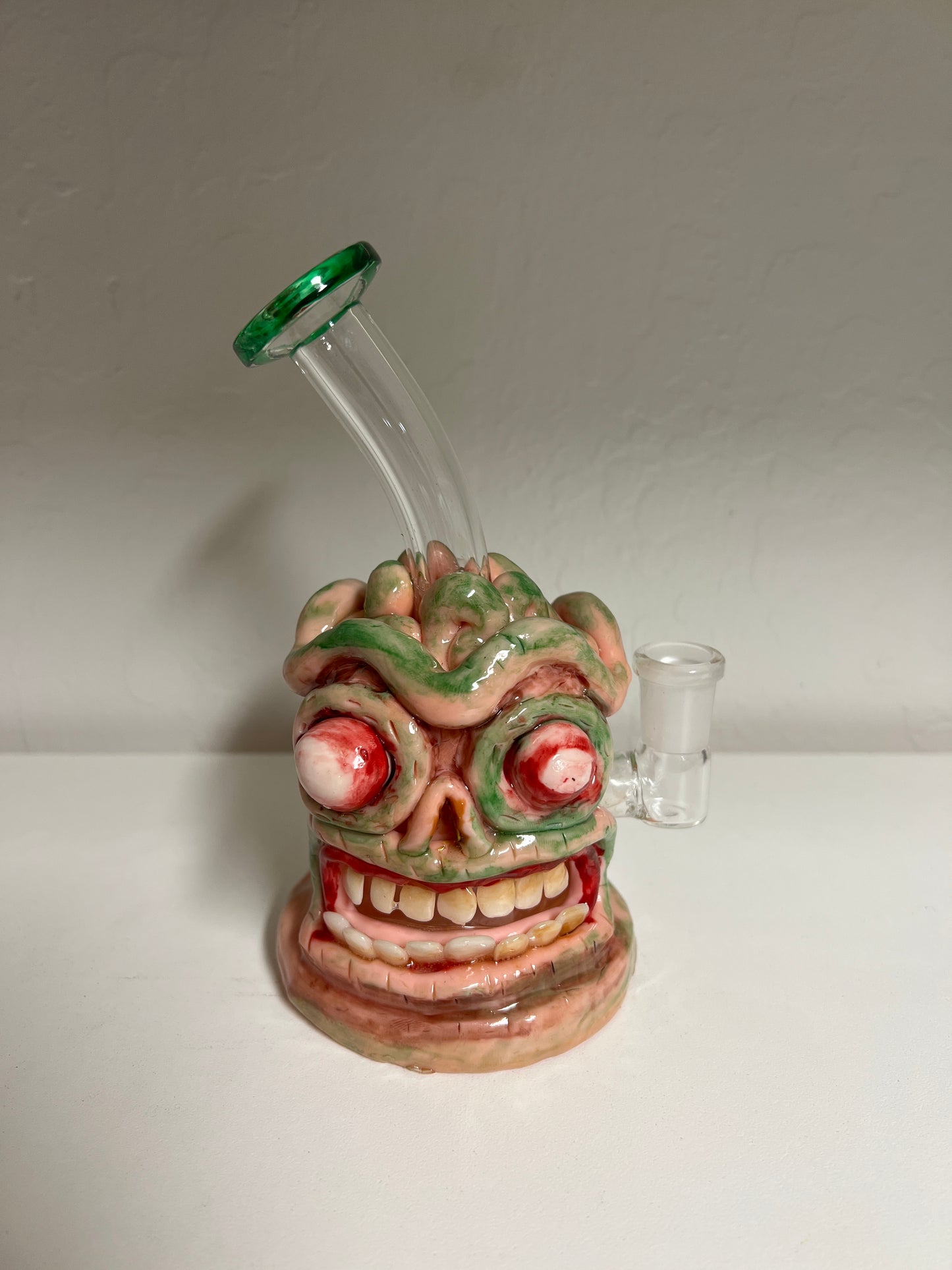 GLASS BONG MONSTER - B6